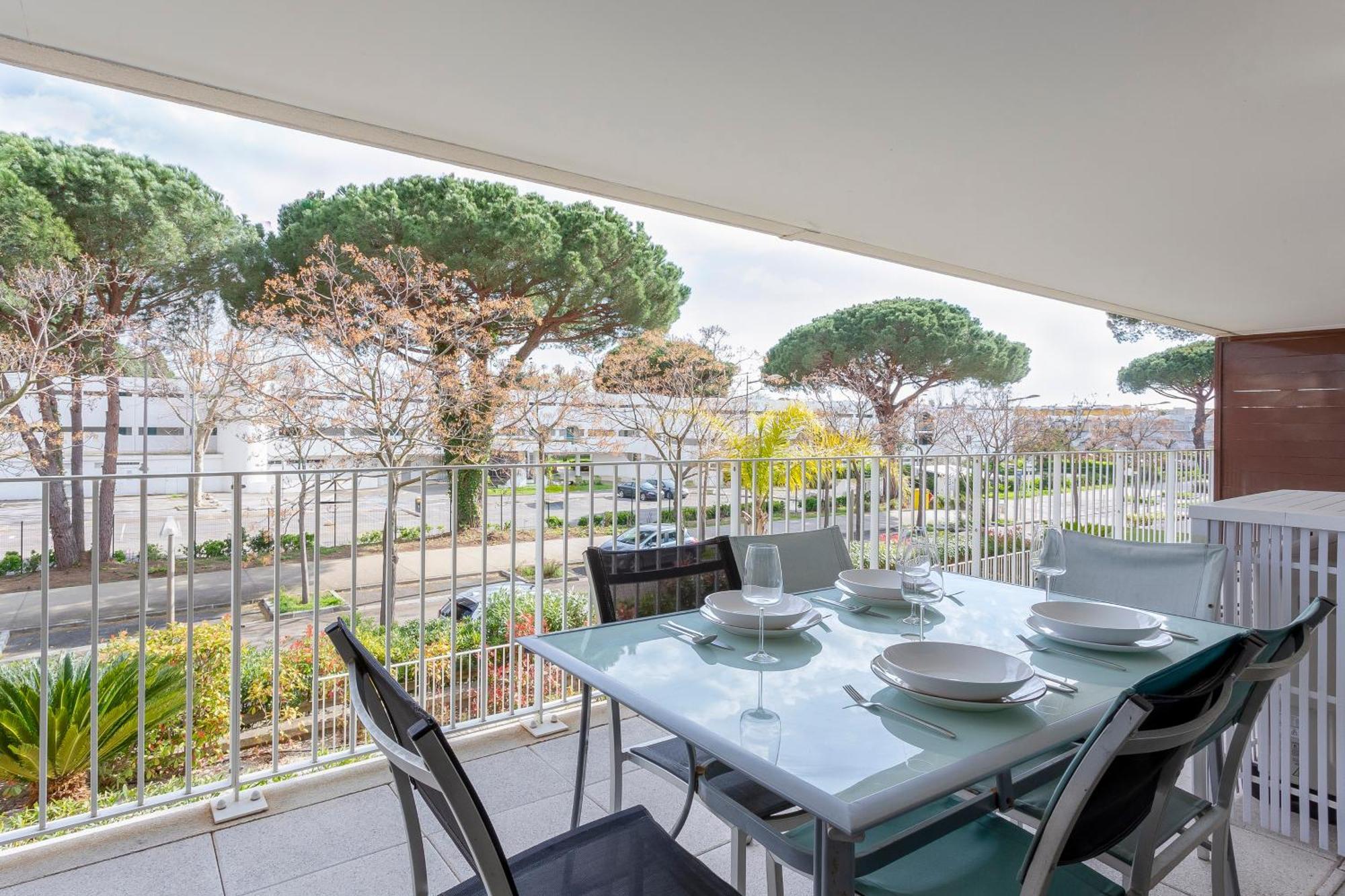 Chez Martin - Spacieux Appartement Climatise Proche De La Plage La Grande Motte Bagian luar foto